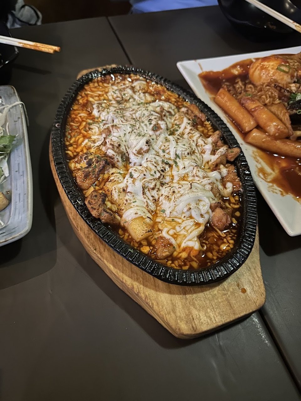 Spicy Rice Cake with Cheese Chickenseafood